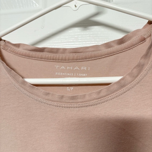 Essentials T-shirt - Picture 2 of 2